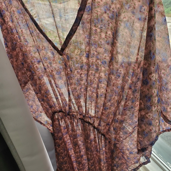 Floral Kaftan Made in India - Picture 4 of 5
